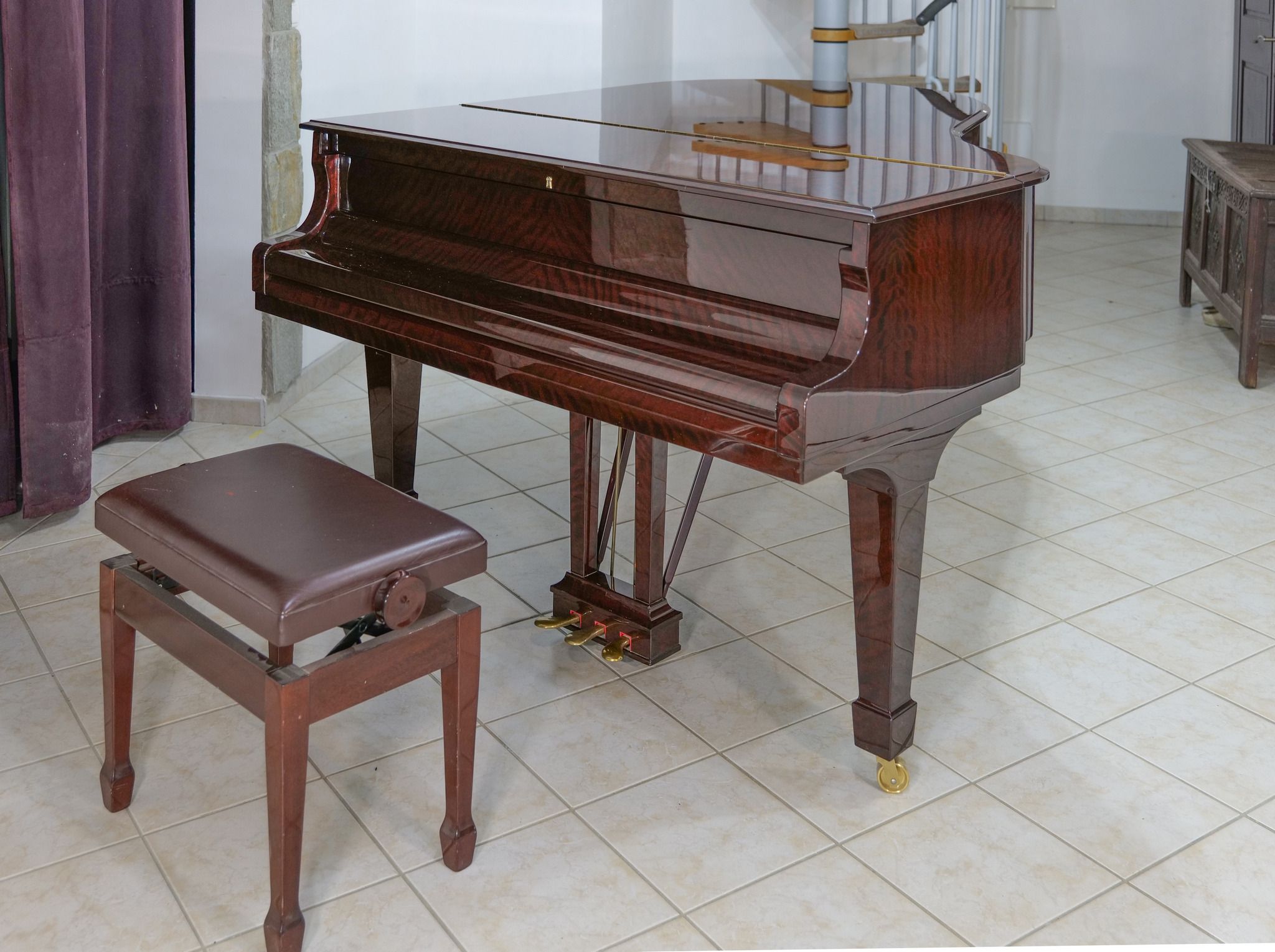 The piano fully closed